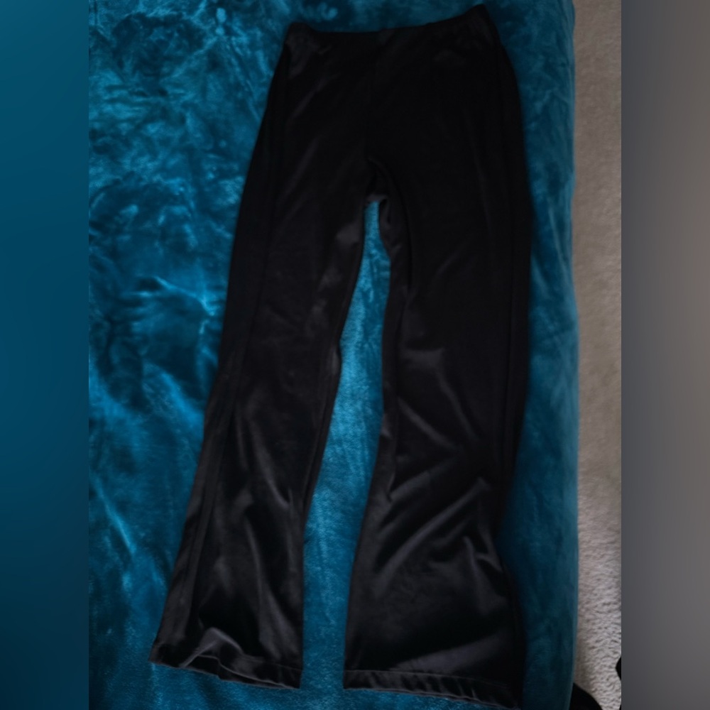 Black chicos travelled pants sz 1